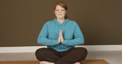 Сила, гибкость и стройное тело: йога для похудения ног и ягoдиц 