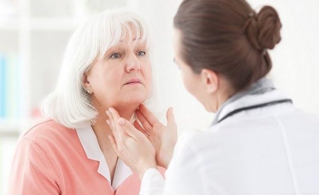 После биопсии щитовидной железы болит шея 