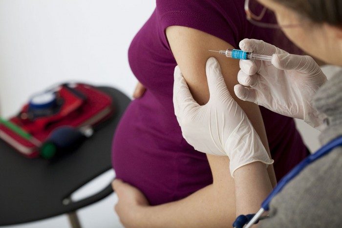 Прививка от гриппа: нужна или не нужна во время беременности? 