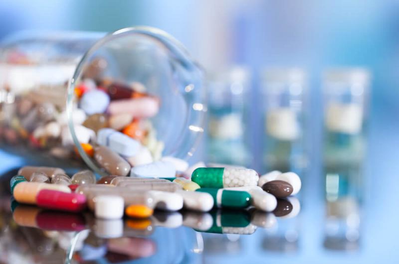 Лекарства в Америке: чем заменить отечественные таблетки в США 
