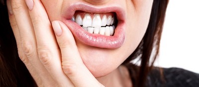 Какие средства от чувствительности зубов эффективнее всего справятся с проблемой? 