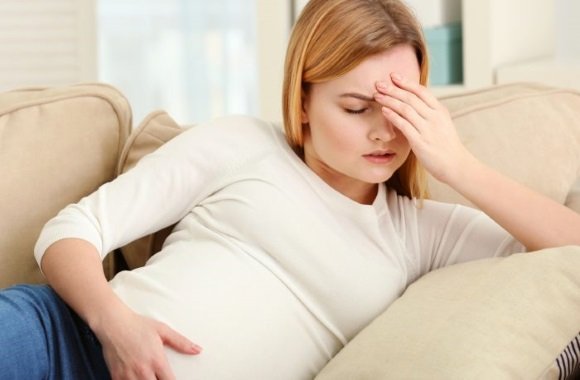 Слабость и головокружение при беременности: причины 