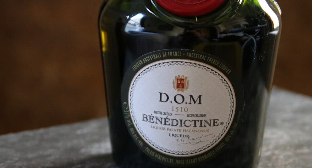 Бенедиктин (Benedictine) – монастырский травяной ликер из Франции 