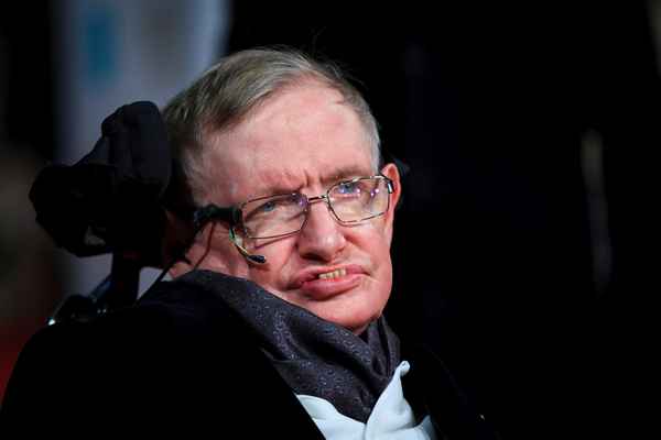Stephen Hawking 2018 — биография знаменитости, личная жизнь, дети