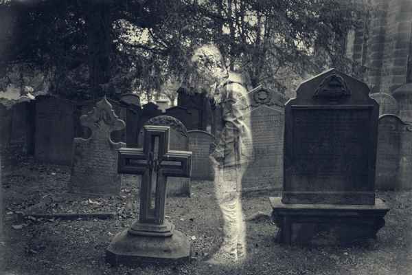  К чему снится кладбище и могила бывшего мужа