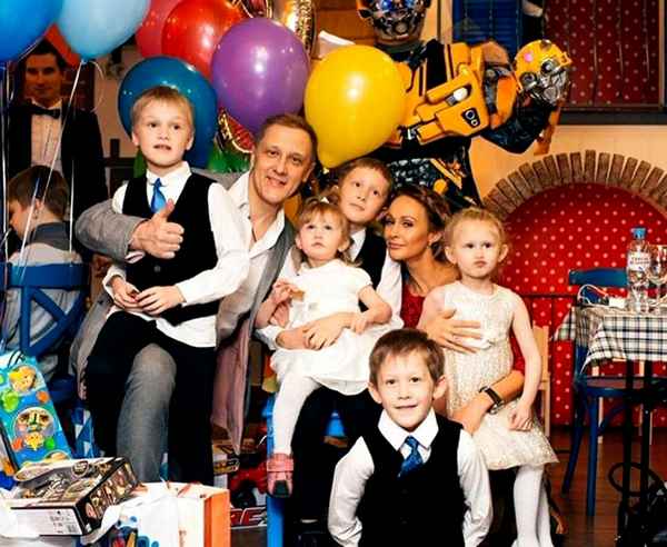  Сергей горобченко личная жизнь фото с женой и детьми фото