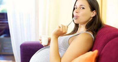 Можно ли беременным есть йогурт 