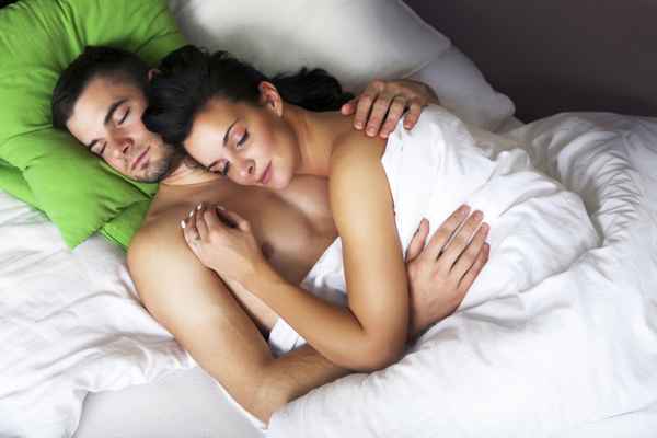  Спать в одной постели с бывшим мужем и его любовницей