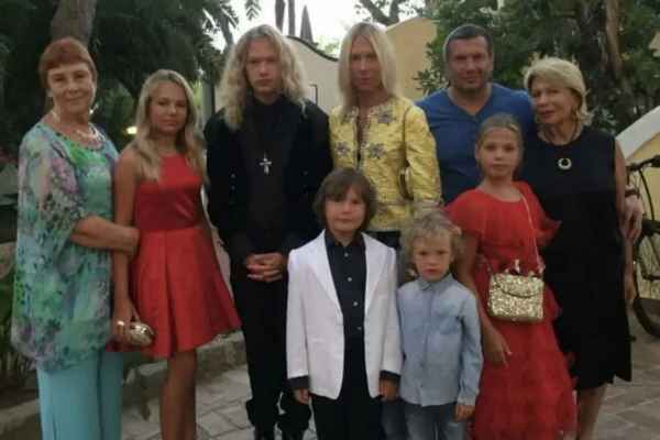 Владимир соловьев с детьми