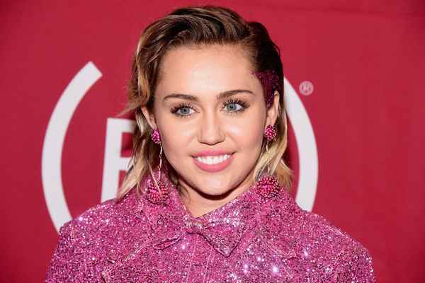 Miley Cyrus — биография знаменитости, личная жизнь, дети