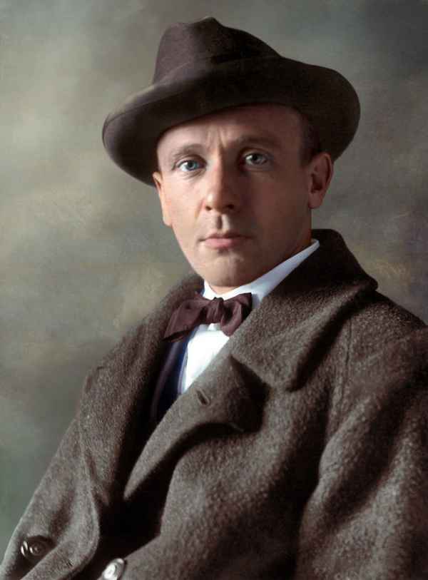 Mikhail Bulgakov — биография знаменитости, личная жизнь, дети