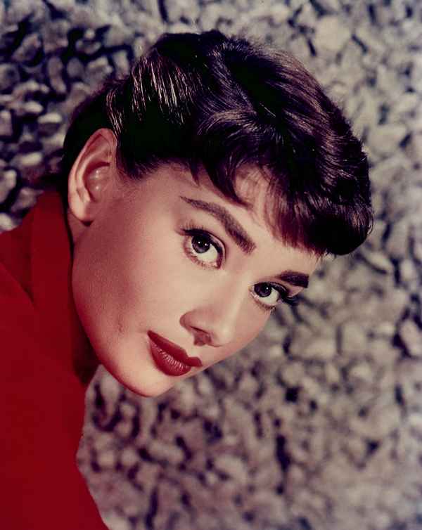 Audrey Hepburn — биография знаменитости, личная жизнь, дети