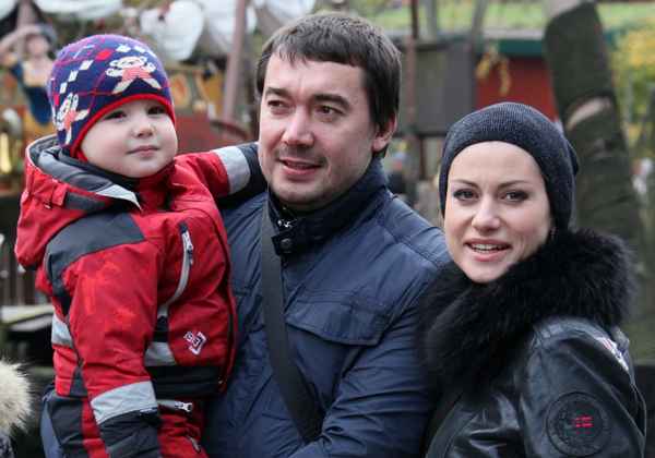  Анна ковальчук фото с мужем и детьми фото
