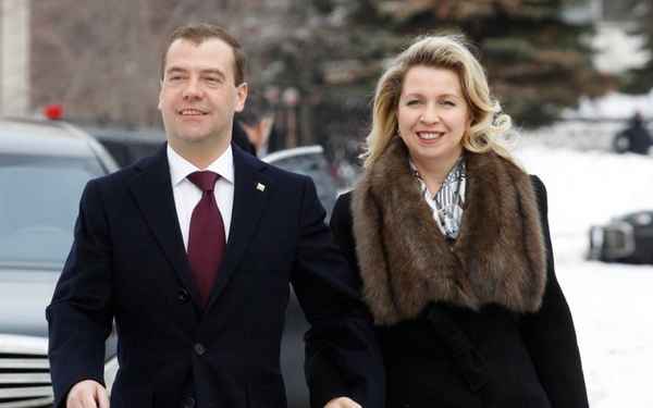  Медведев с женой фото