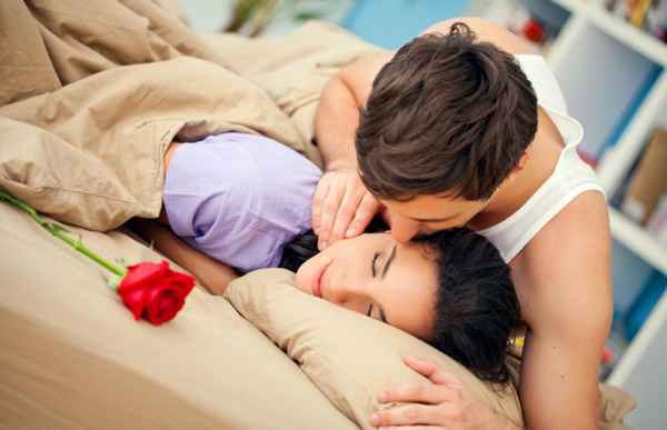  Сон муж целует бывшую жену