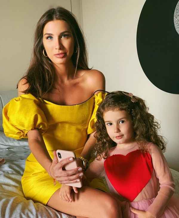  Кэти топурия фото и ее дочь фото