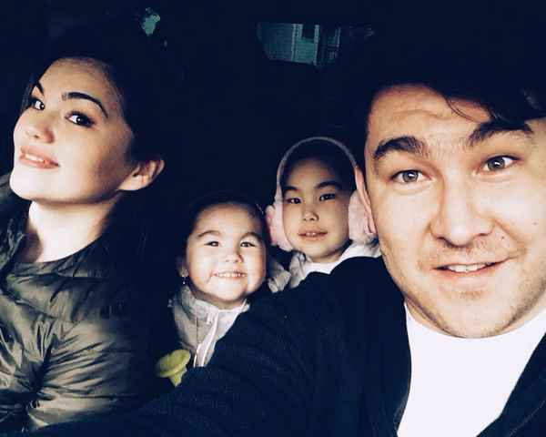 Личная жизнь Азамата Мусагалиева: жена, дети, семья