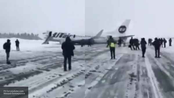 Самолет с Розенбаумом на борту не смог совершить посадку в аэропорту из-за сложных погодных условий