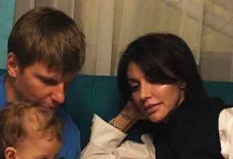 «Вломились шестеро в черном»: двухлетняя дочь Андрея Аршавина стала заикаться после визита отца