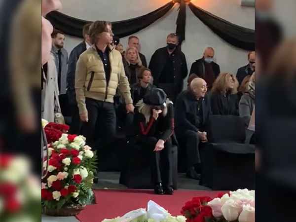 Соболезновали только на словах: почему Пугачеву, Галкина и Баскова не дождались на похоронах Началовой