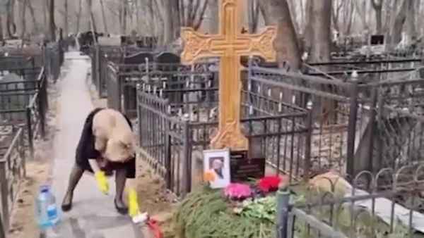 Цымбалюк-Романовская заговорила об умственном расстройстве и отказалась посетить похороны Джигарханяна