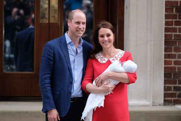 Кейт Миддлтон и принц Уильям показали принца Луи: вскрылись важные факты о шестом правнуке Елизаветы II