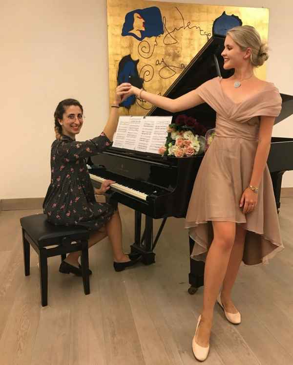 Дочь Александра Малинина станет оперной примой: наследница дебютировала в Италии, исполнив арию Моцарта