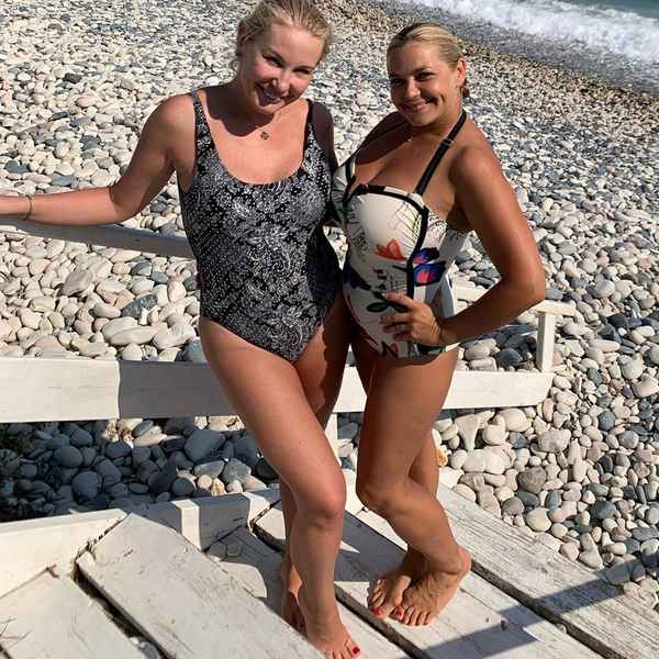 Сбросившая лишние килограммы актриса Ирина Пегова показала слишком смелые фотографии в купальнике