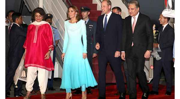 Кейт Миддлтон с мужем прибыла в Пакистан: герцогиня Кембриджская поразила мир изумительными нарядами