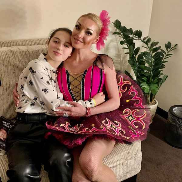 Дочь Анастасии Волочковой выросла копией звездной матери: наследница поддержала балерину на новом шоу