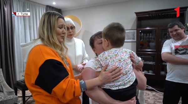Лопырева умоляет неравнодушных собрать средства на лечение больного ребенка: необходимо 47 миллионов рублей
