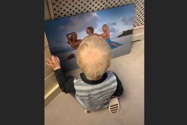 "Кажется, люди забыли про стыд": Ксения Собчак показала откровенную фотографию своему трехлетнему сыну Платону