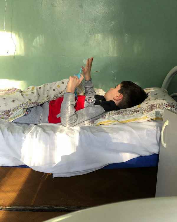 «Это ужасно — ребенок угасает»: экс-участница «ДОМа-2» Юлия Салибекова рассказала об условиях в российской больнице