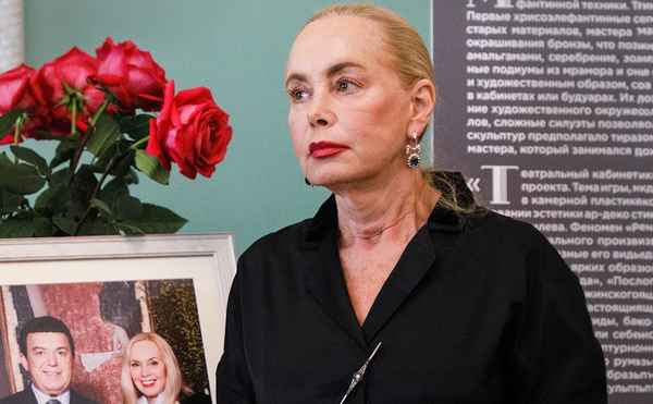 Нелли Кобзон втянули в судебные разборки: пара, задолжавшая народному артисту, требует у вдовы 18 миллионов