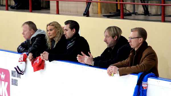 Плющенко стал тренером сборной России и призвал голосовать за поправки: Тутберидзе и Тарасова отреагировали