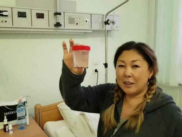 Анита Цой заболела коронавирусом и госпитализирована в столичную больницу из-за строгой диеты корейского доктора