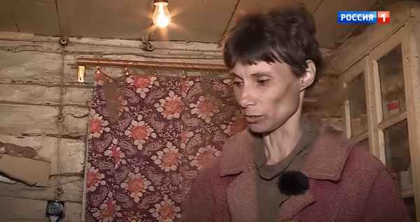 Жительница нижегородской деревни 26 лет не выходила из дома: мать держала единственную дочь взаперти