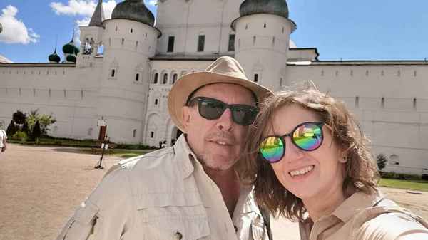 Лишившись медового месяца Макаревич отвез жену в российскую глубинку и скепсис музыканта сменился восторгом