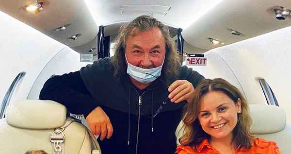 В отпуск на частном самолете: Игорь Николаев показал роскошную жизнь, чем вызвал волну возмущения