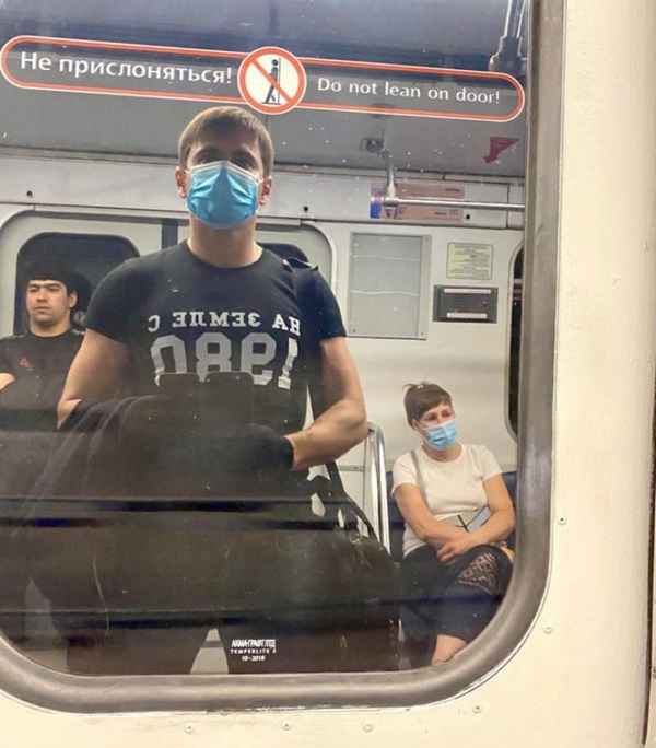 «Тысяча чертей!»: сын Михаила Боярского возмущен положением дел в метро, экс-столица бьет антирекорды