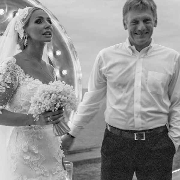 Татьяна Навка и Дмитрий Песков отпраздновали свадьбу: опубликованы трогательные фото торжественного события