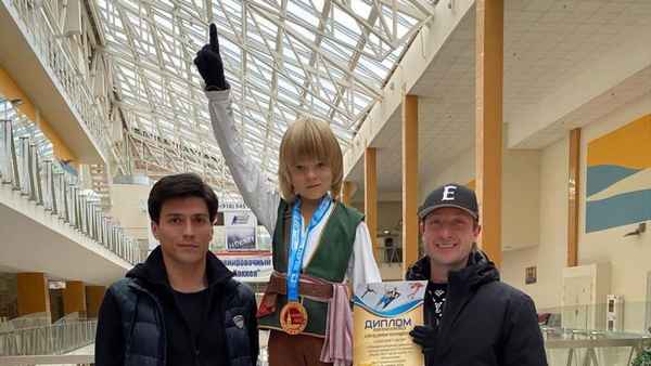 Сын Яны Рудковской выиграл соревнования «Самбо-70», решалось кто круче: Евгений Плющенко или Этери Тутберидзе