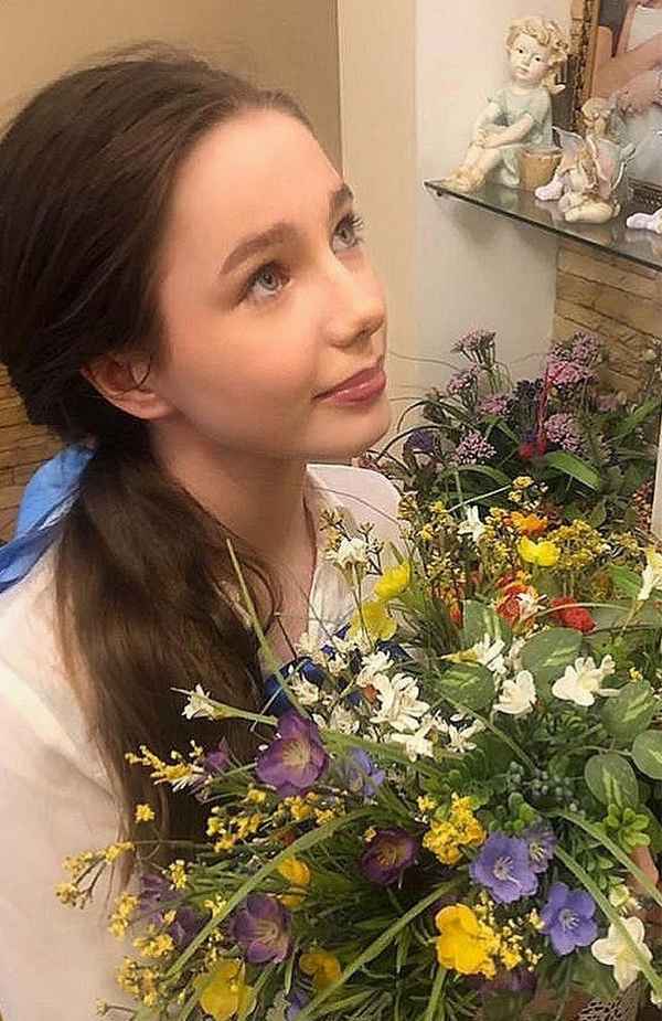 13-летняя дочь Юлии Началовой дебютировала в детской телепередаче: "Очень похожа на мамочку, даже голос!"