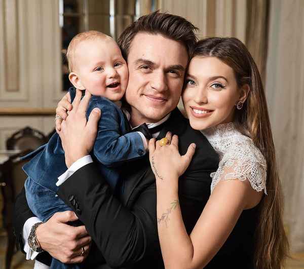 Влад Топалов и Регина Тодоренко отпраздновали день рождения наследника, а сын Михаила Круга сменил фамилию