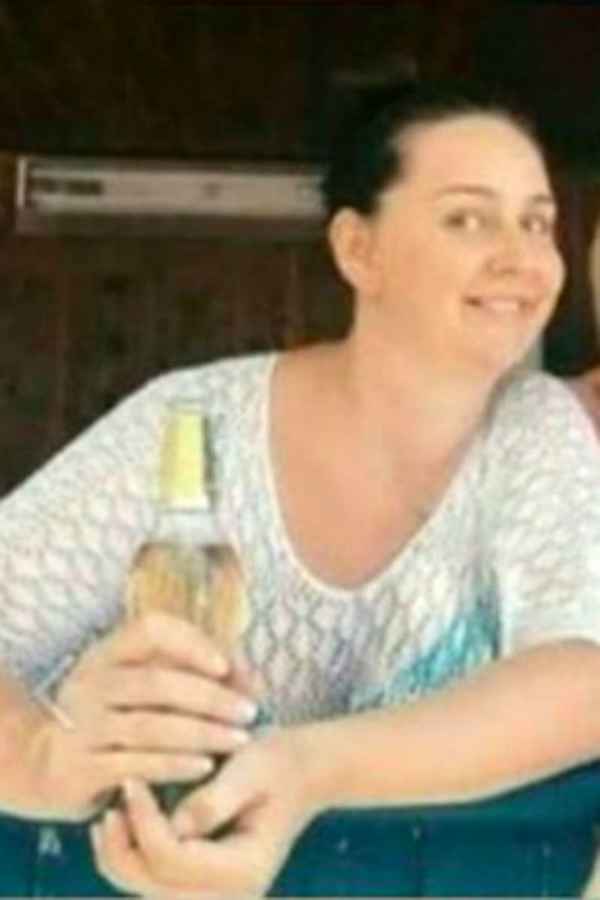 Мать Костенко скомпрометировала скромницу дочь, разместив в сети снимки в неприглядном виде