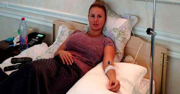 СМИ сообщили об экстренной операции по удалению опухоли из гpyди, проведенной Анне Семенович