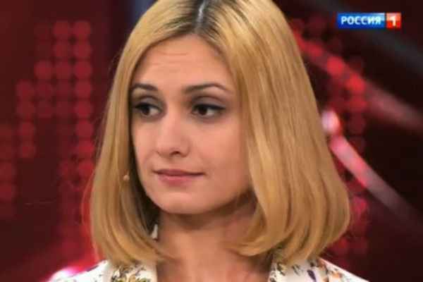"Боюсь за психику": Карина Мишулина призвала Тимура Еремеева покаяться за ущерб, причиненный ее семье